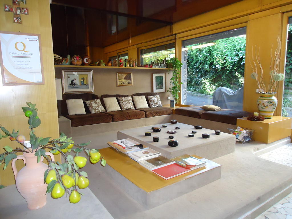 B&B Cottage Dei Consoli Sant'Agata Li Battiati Exteriör bild