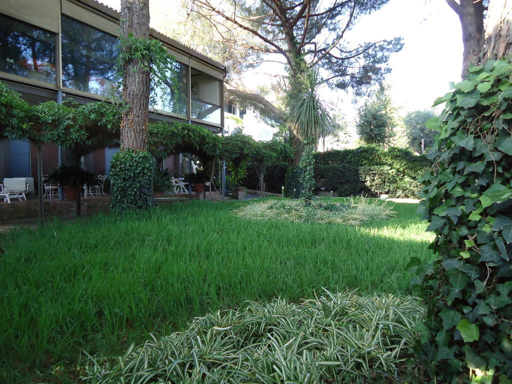 B&B Cottage Dei Consoli Sant'Agata Li Battiati Exteriör bild