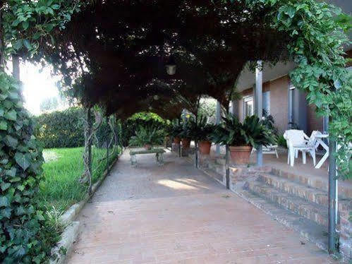 B&B Cottage Dei Consoli Sant'Agata Li Battiati Exteriör bild